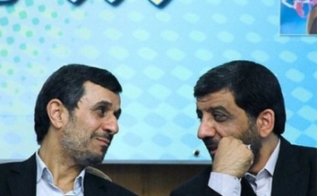 احمدی نژاد در صورت رد صلاحیت چه خواهد کرد؟/ کپی از طرح هاشمی، انصراف و حمایت از کاندیدای دیگر! 