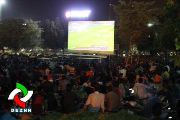  حضور مردم برای تماشای بازی های جام ملت های اروپا در سینما علی کله دزفول